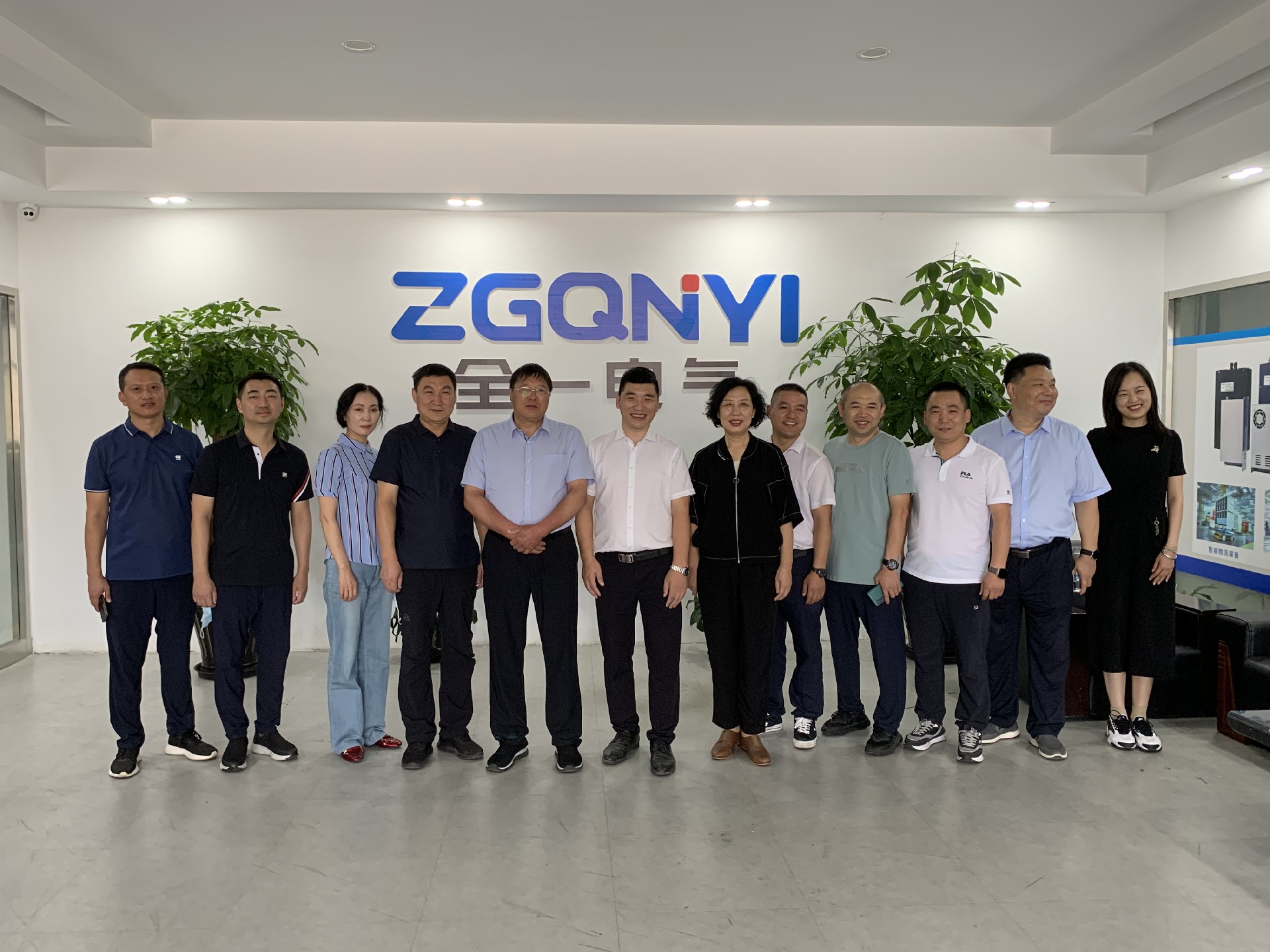 市領導蒞臨參觀指導